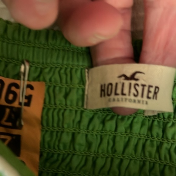 Hollister strapless Hawaiian lime green mini dress with blue flowers. Size Med - Picture 9 of 13